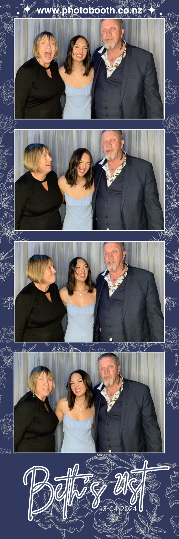 Beth's 21st | View more photos from the event at gallery.photobooth.co.nz/u/SelfieCentral/Beths-21st