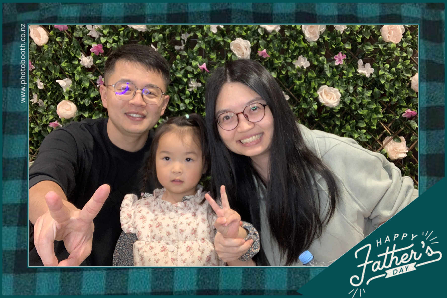 Bunnings Father's Day Family NIght | View more photos from the event at gallery.photobooth.co.nz/u/SelfieCentral/Bunnings-Fathers-Day-Family-NIght