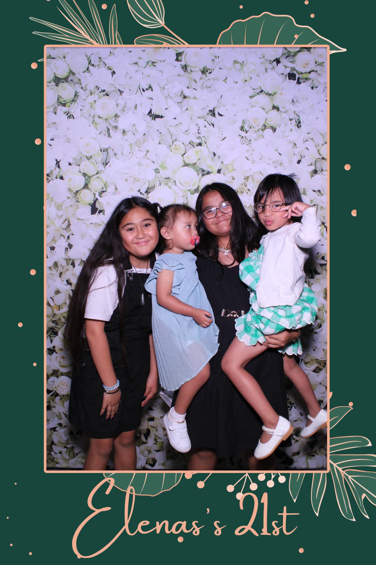 Elenas's 21st | View more photos from the event at gallery.photobooth.co.nz/u/SelfieCentral/Elenass-21st