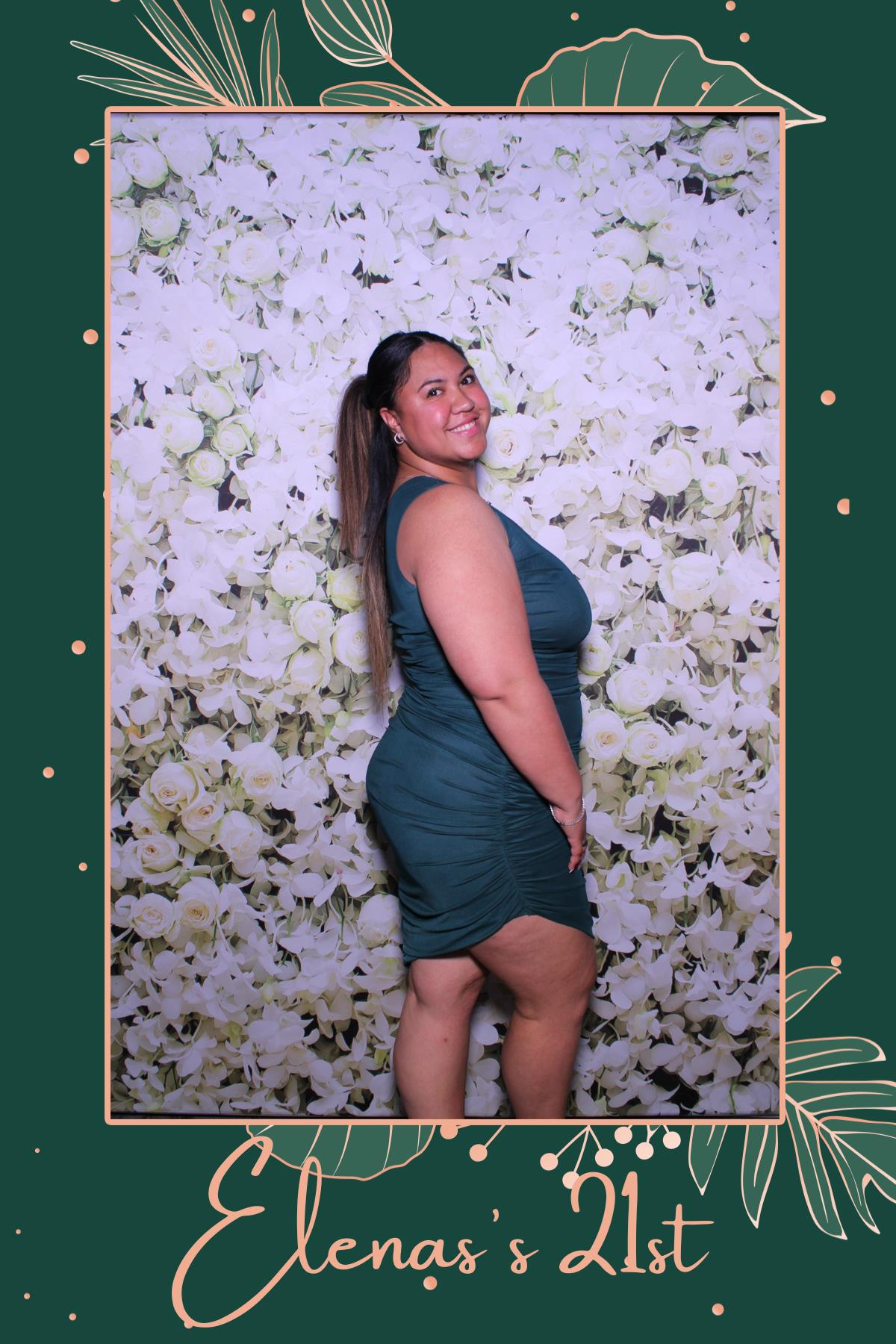Elenas's 21st | View more photos from the event at gallery.photobooth.co.nz/u/SelfieCentral/Elenass-21st