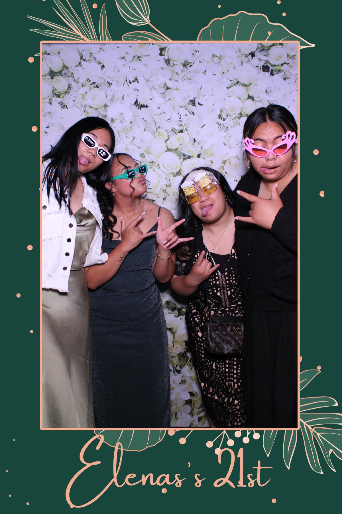 Elenas's 21st | View more photos from the event at gallery.photobooth.co.nz/u/SelfieCentral/Elenass-21st