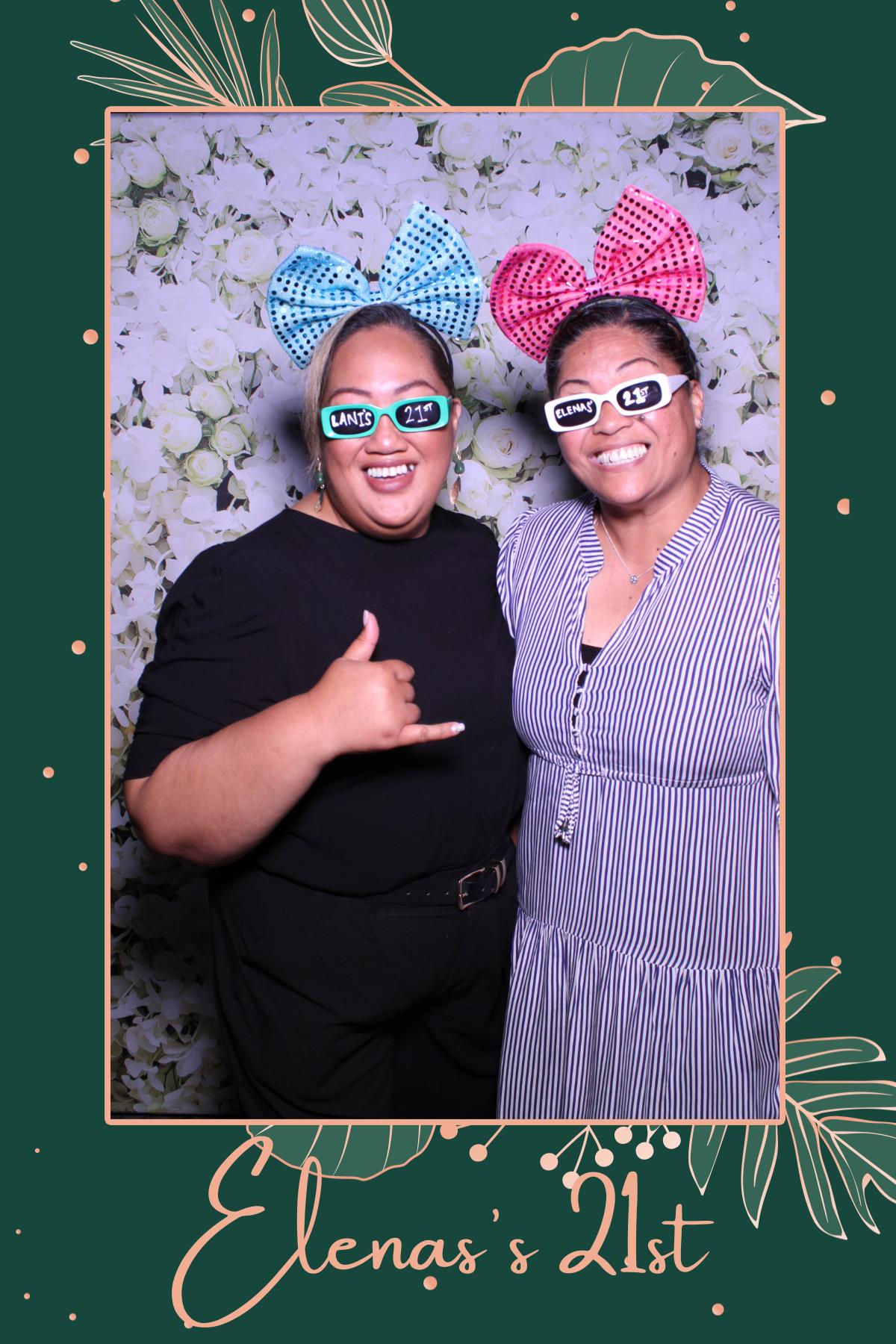 Elenas's 21st | View more photos from the event at gallery.photobooth.co.nz/u/SelfieCentral/Elenass-21st