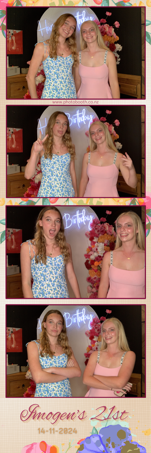 Imogen’s 21st | View more photos from the event at gallery.photobooth.co.nz/u/SelfieCentral/Imogen’s-21st