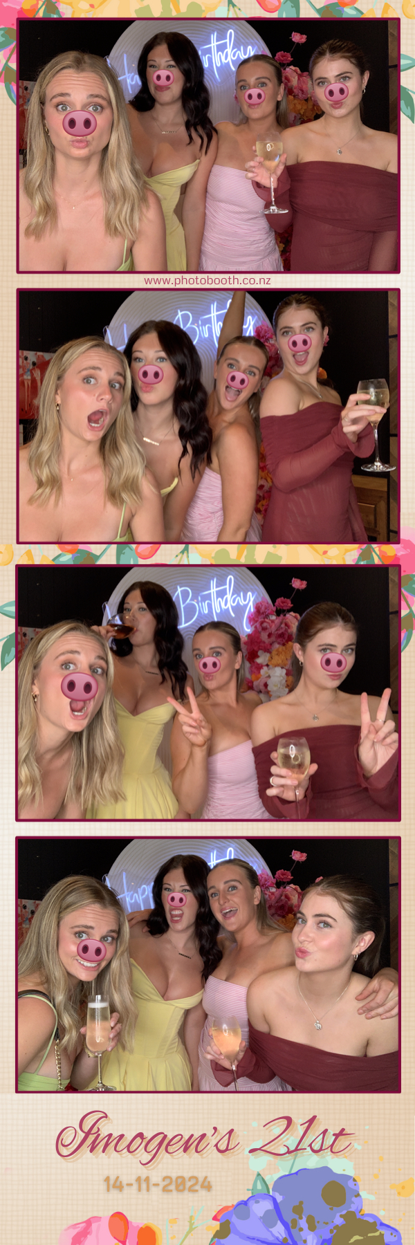 Imogen’s 21st | View more photos from the event at gallery.photobooth.co.nz/u/SelfieCentral/Imogen’s-21st