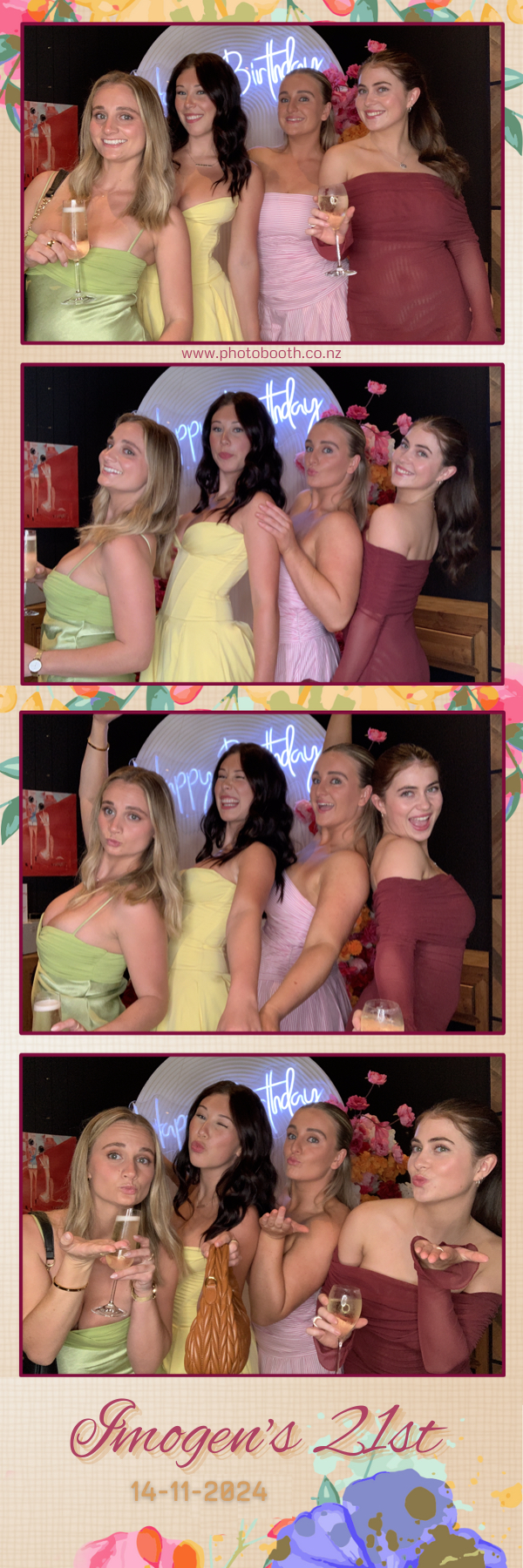 Imogen’s 21st | View more photos from the event at gallery.photobooth.co.nz/u/SelfieCentral/Imogen’s-21st