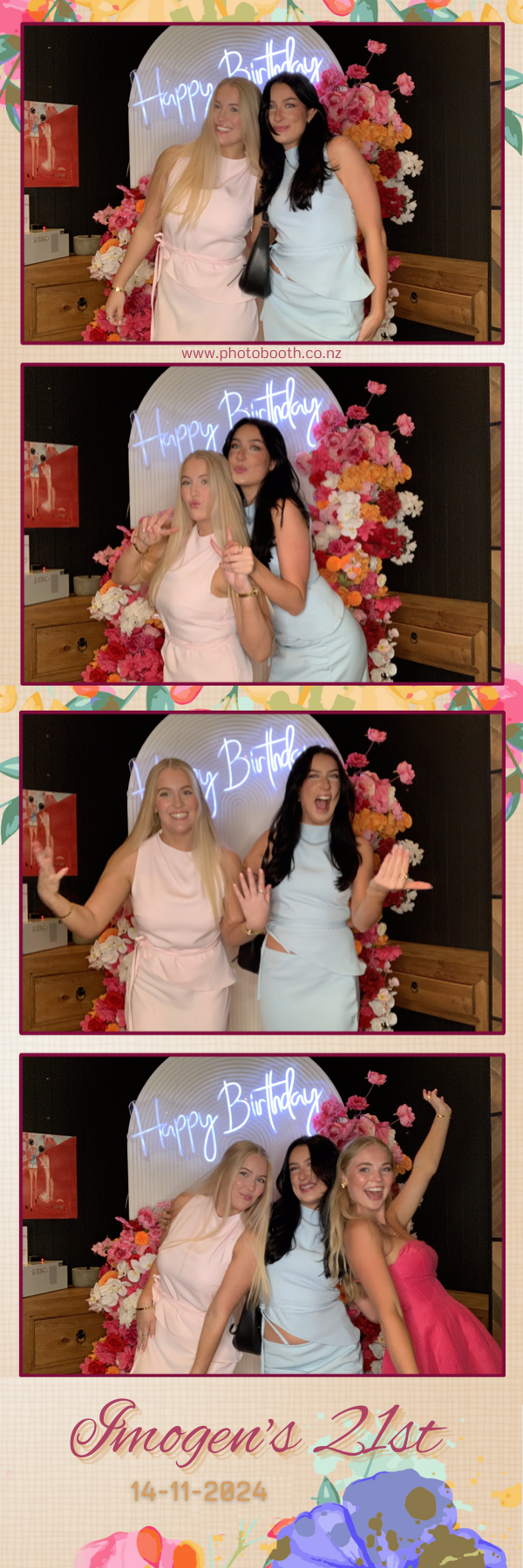 Imogen’s 21st | View more photos from the event at gallery.photobooth.co.nz/u/SelfieCentral/Imogen’s-21st