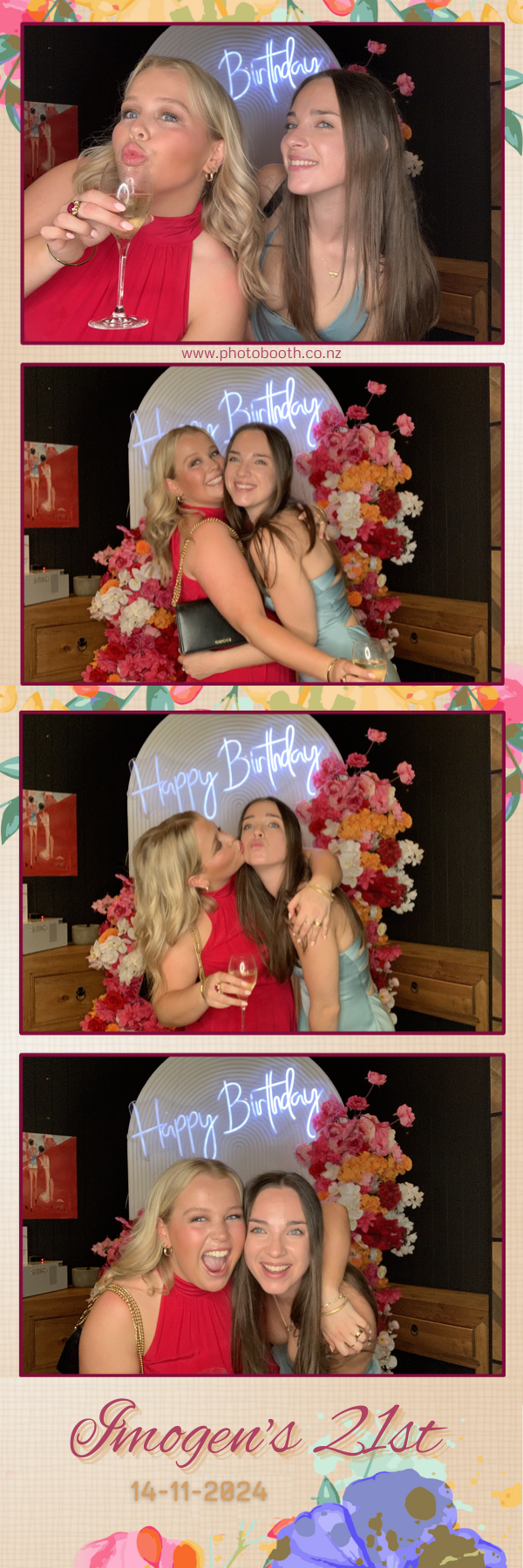 Imogen’s 21st | View more photos from the event at gallery.photobooth.co.nz/u/SelfieCentral/Imogen’s-21st