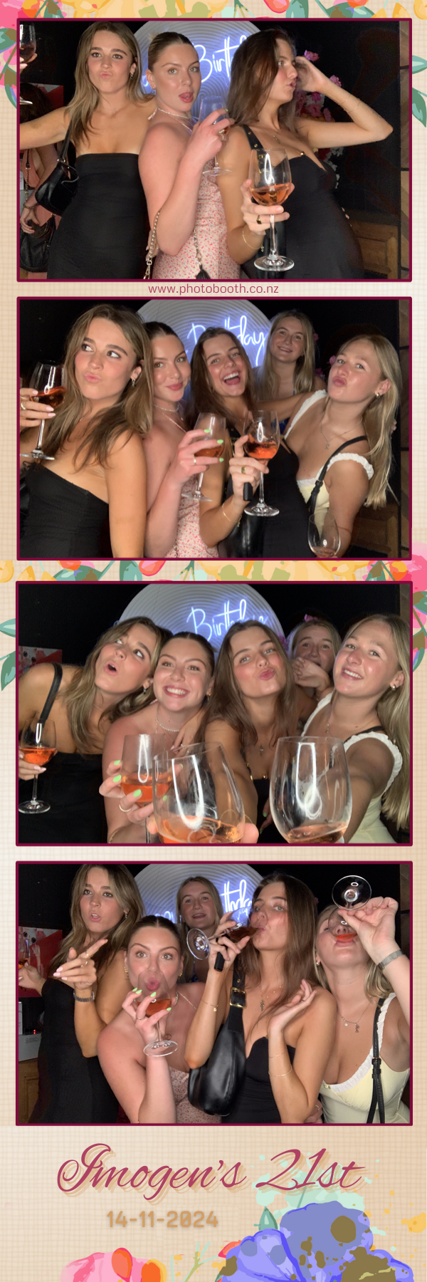 Imogen’s 21st | View more photos from the event at gallery.photobooth.co.nz/u/SelfieCentral/Imogen’s-21st