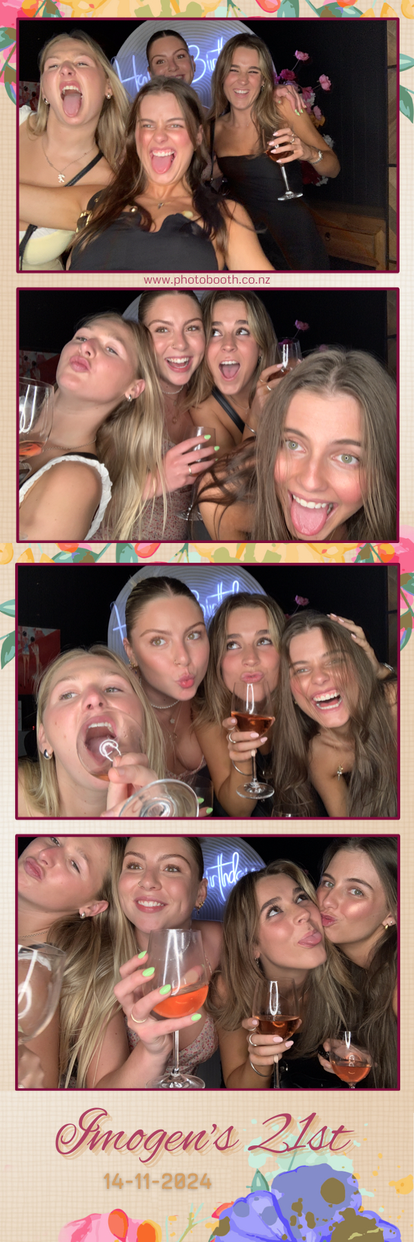 Imogen’s 21st | View more photos from the event at gallery.photobooth.co.nz/u/SelfieCentral/Imogen’s-21st