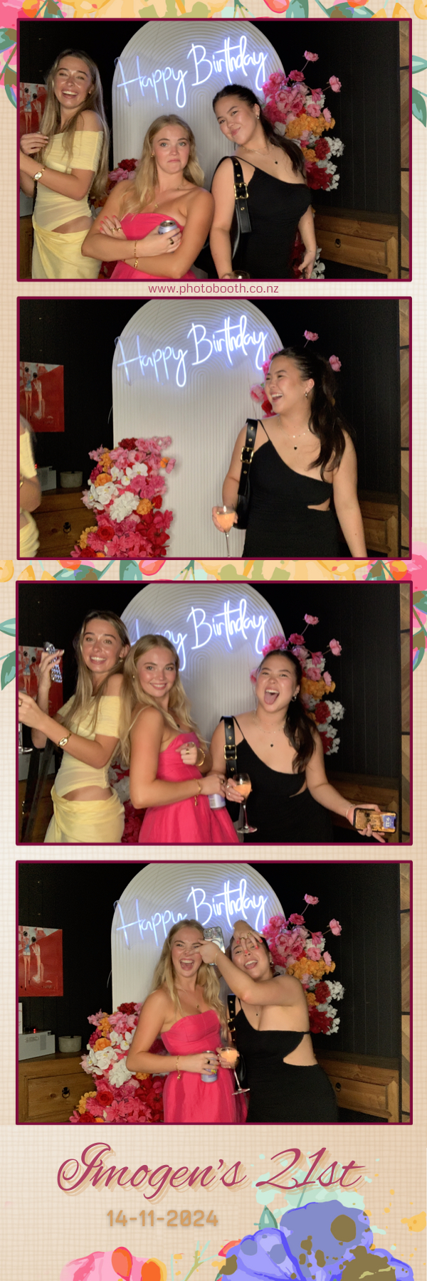 Imogen’s 21st | View more photos from the event at gallery.photobooth.co.nz/u/SelfieCentral/Imogen’s-21st