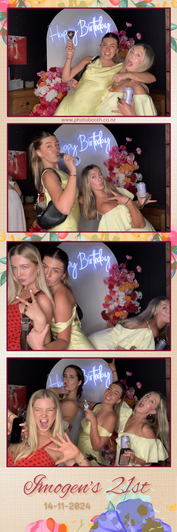 Imogen’s 21st | View more photos from the event at gallery.photobooth.co.nz/u/SelfieCentral/Imogen’s-21st