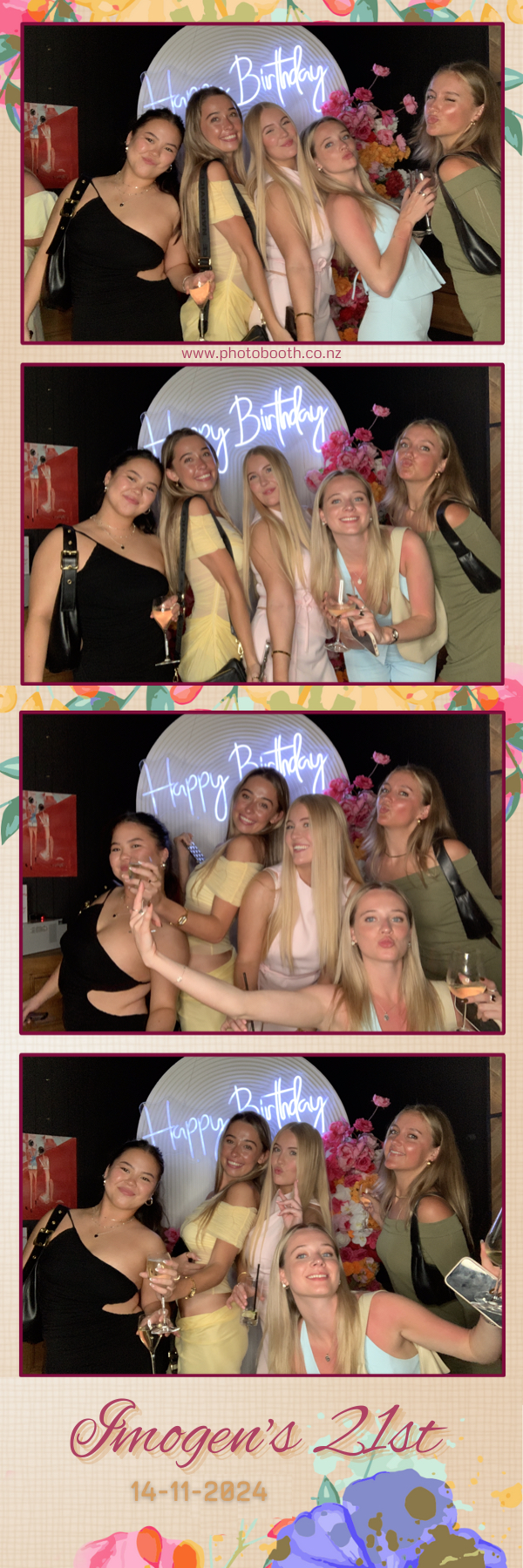 Imogen’s 21st | View more photos from the event at gallery.photobooth.co.nz/u/SelfieCentral/Imogen’s-21st