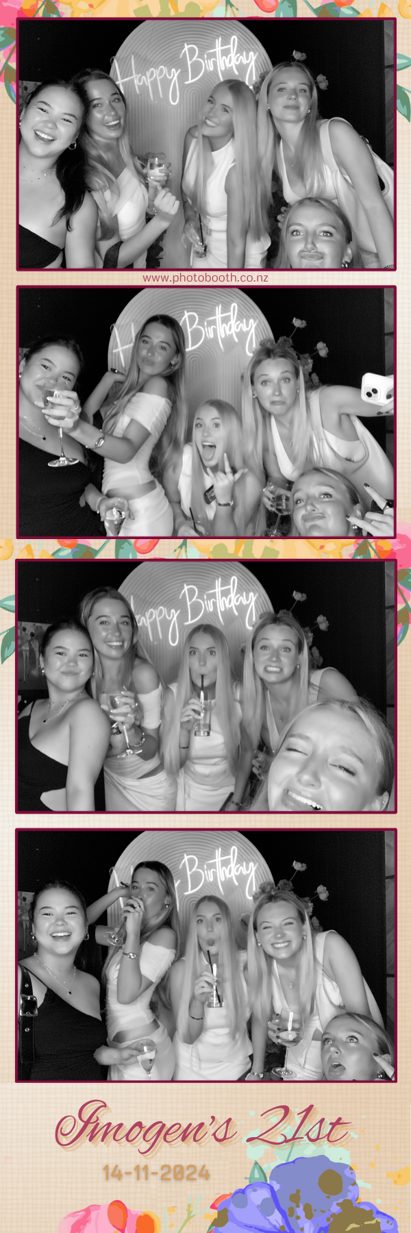 Imogen’s 21st | View more photos from the event at gallery.photobooth.co.nz/u/SelfieCentral/Imogen’s-21st