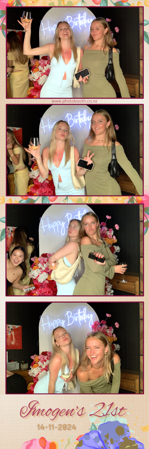 Imogen’s 21st | View more photos from the event at gallery.photobooth.co.nz/u/SelfieCentral/Imogen’s-21st