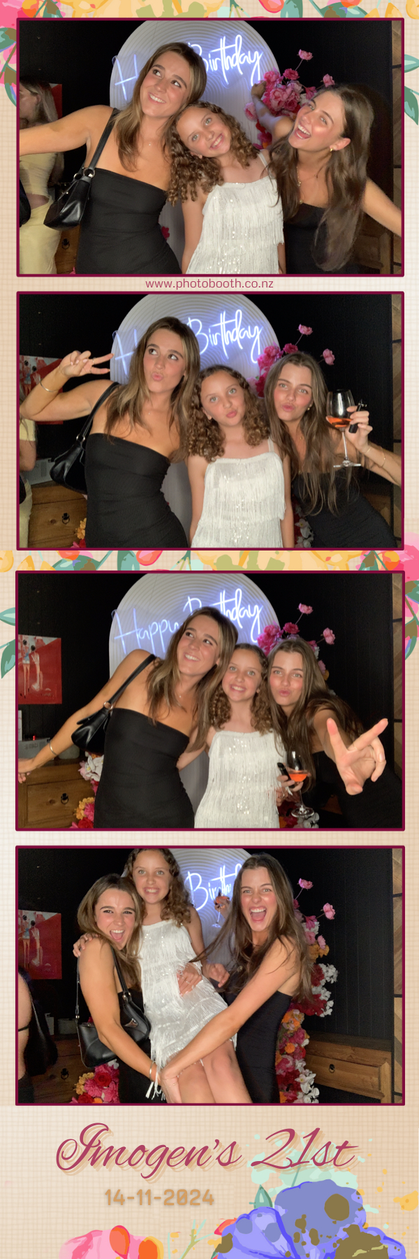Imogen’s 21st | View more photos from the event at gallery.photobooth.co.nz/u/SelfieCentral/Imogen’s-21st
