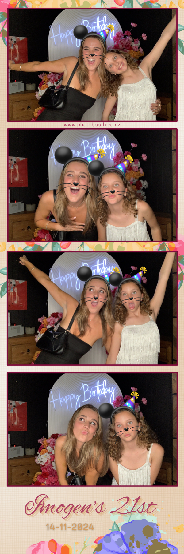 Imogen’s 21st | View more photos from the event at gallery.photobooth.co.nz/u/SelfieCentral/Imogen’s-21st