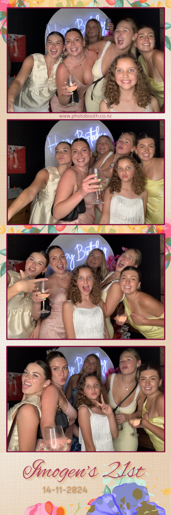 Imogen’s 21st | View more photos from the event at gallery.photobooth.co.nz/u/SelfieCentral/Imogen’s-21st
