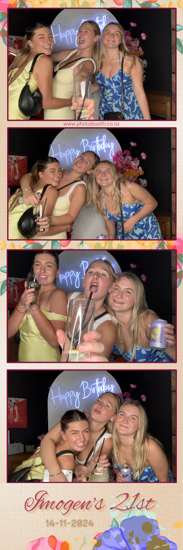 Imogen’s 21st | View more photos from the event at gallery.photobooth.co.nz/u/SelfieCentral/Imogen’s-21st