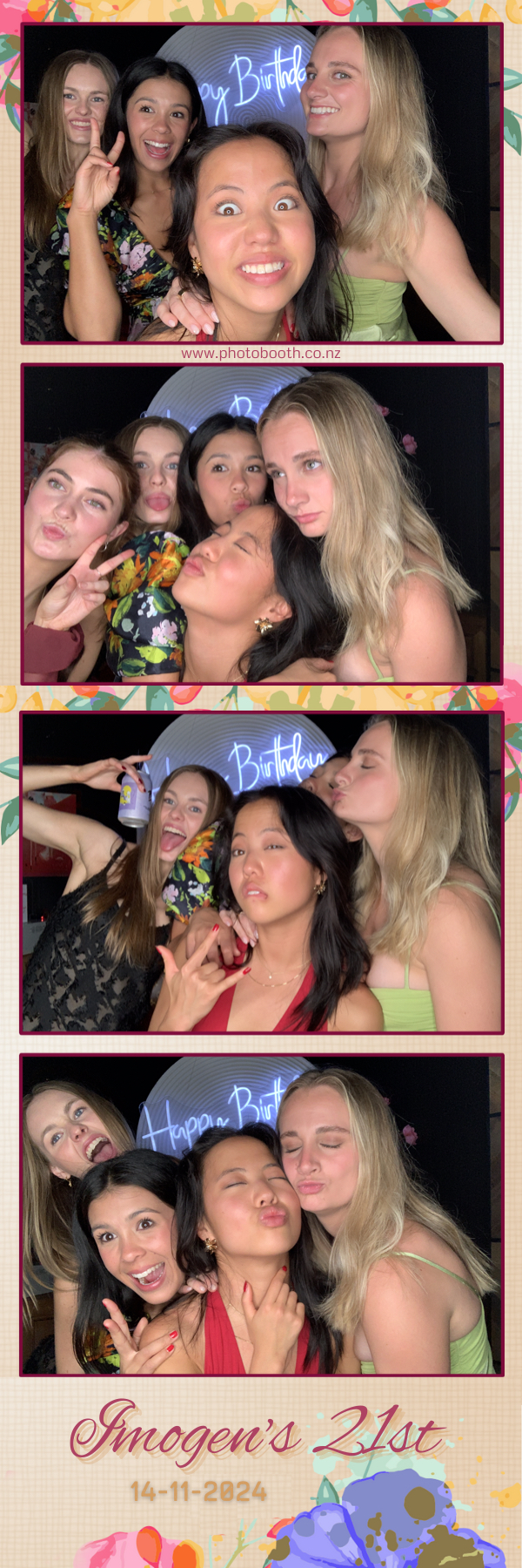 Imogen’s 21st | View more photos from the event at gallery.photobooth.co.nz/u/SelfieCentral/Imogen’s-21st