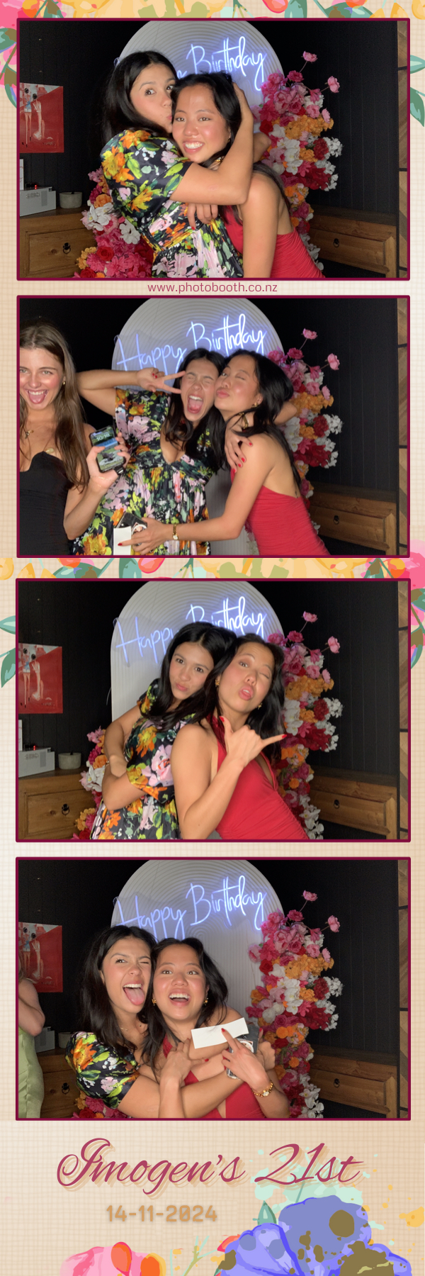 Imogen’s 21st | View more photos from the event at gallery.photobooth.co.nz/u/SelfieCentral/Imogen’s-21st