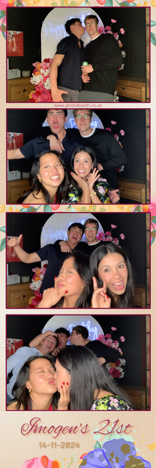 Imogen’s 21st | View more photos from the event at gallery.photobooth.co.nz/u/SelfieCentral/Imogen’s-21st