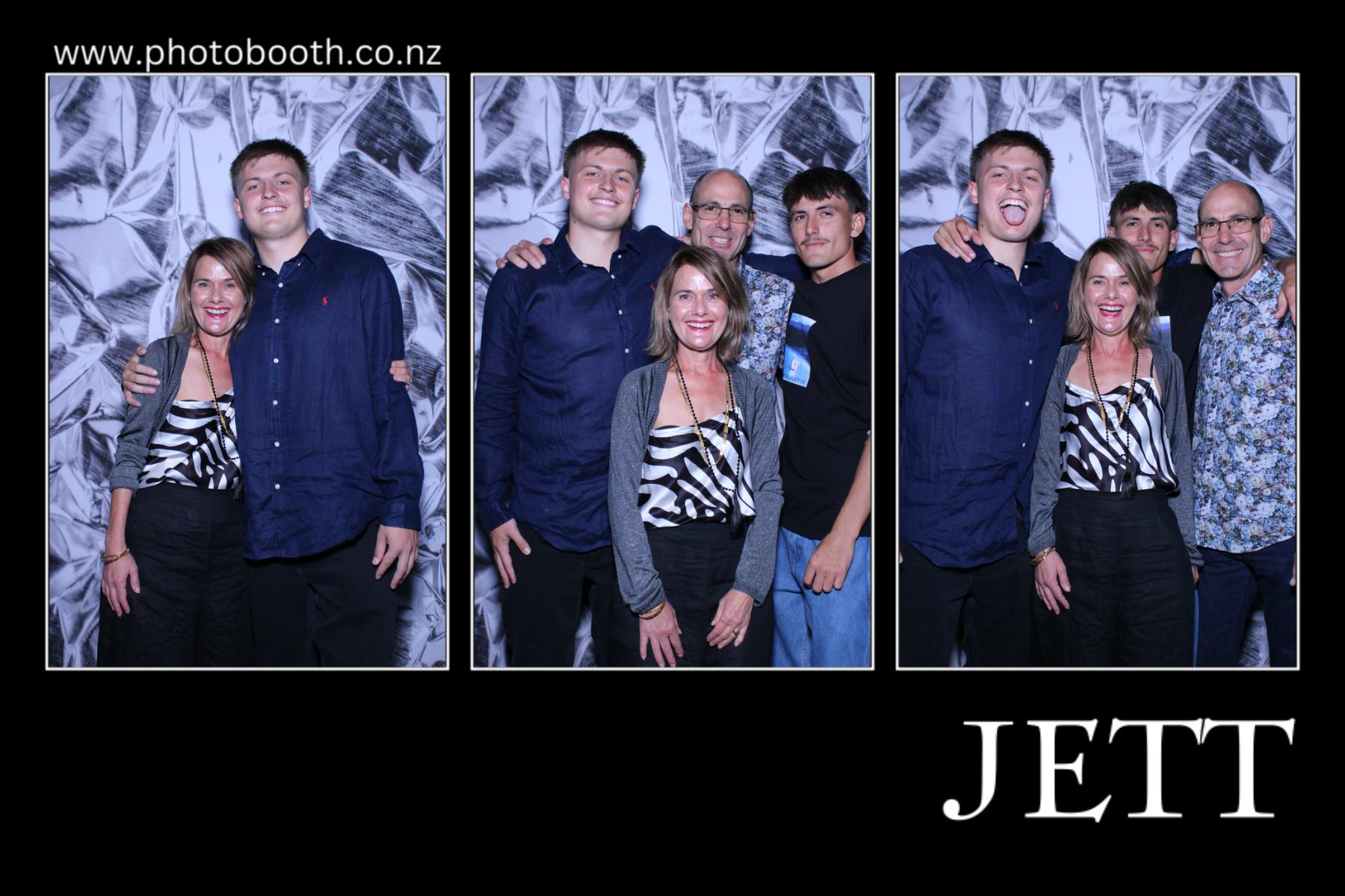 Jett's 21st | View more photos from the event at gallery.photobooth.co.nz/u/SelfieCentral/Jetts-21st