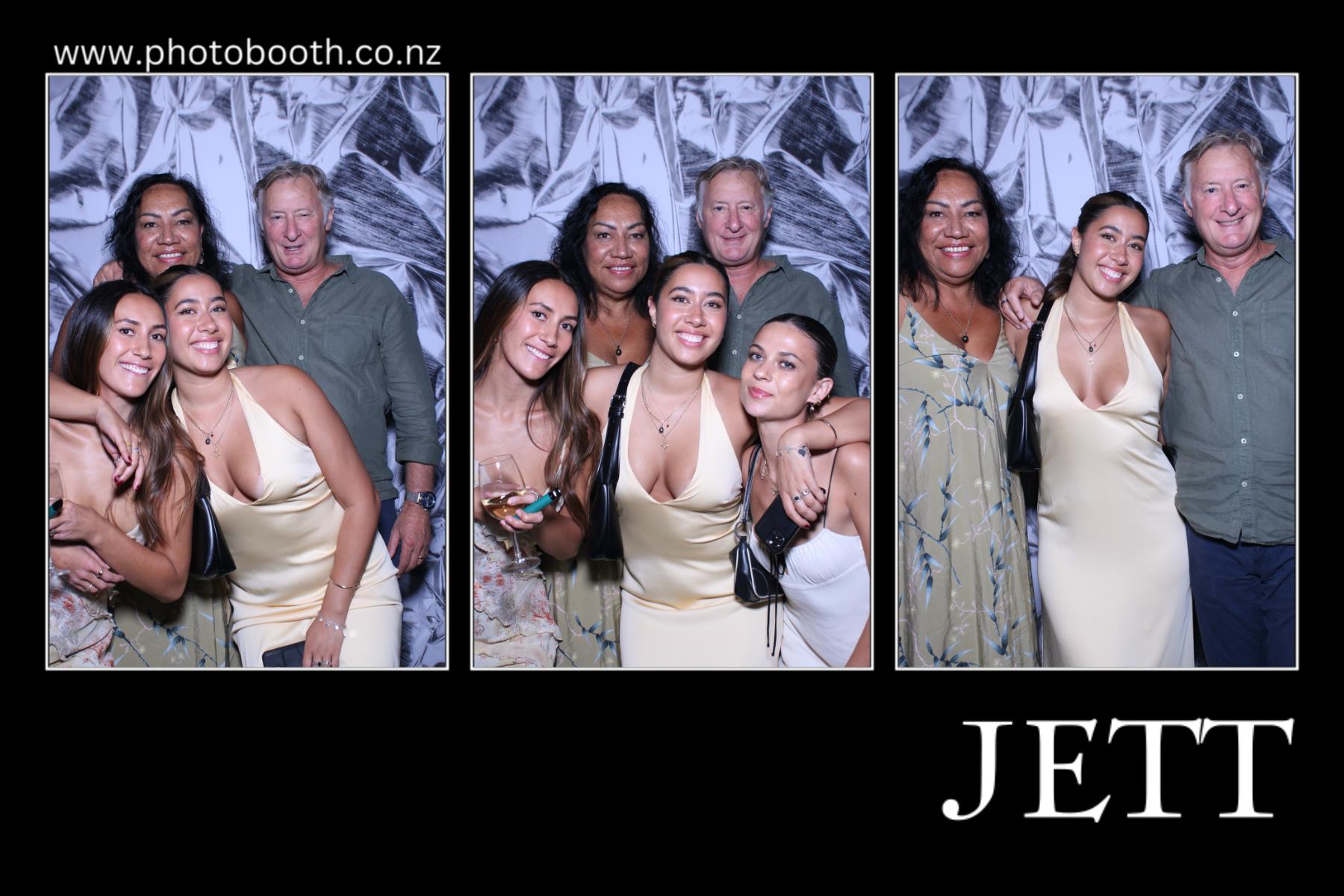 Jett's 21st | View more photos from the event at gallery.photobooth.co.nz/u/SelfieCentral/Jetts-21st