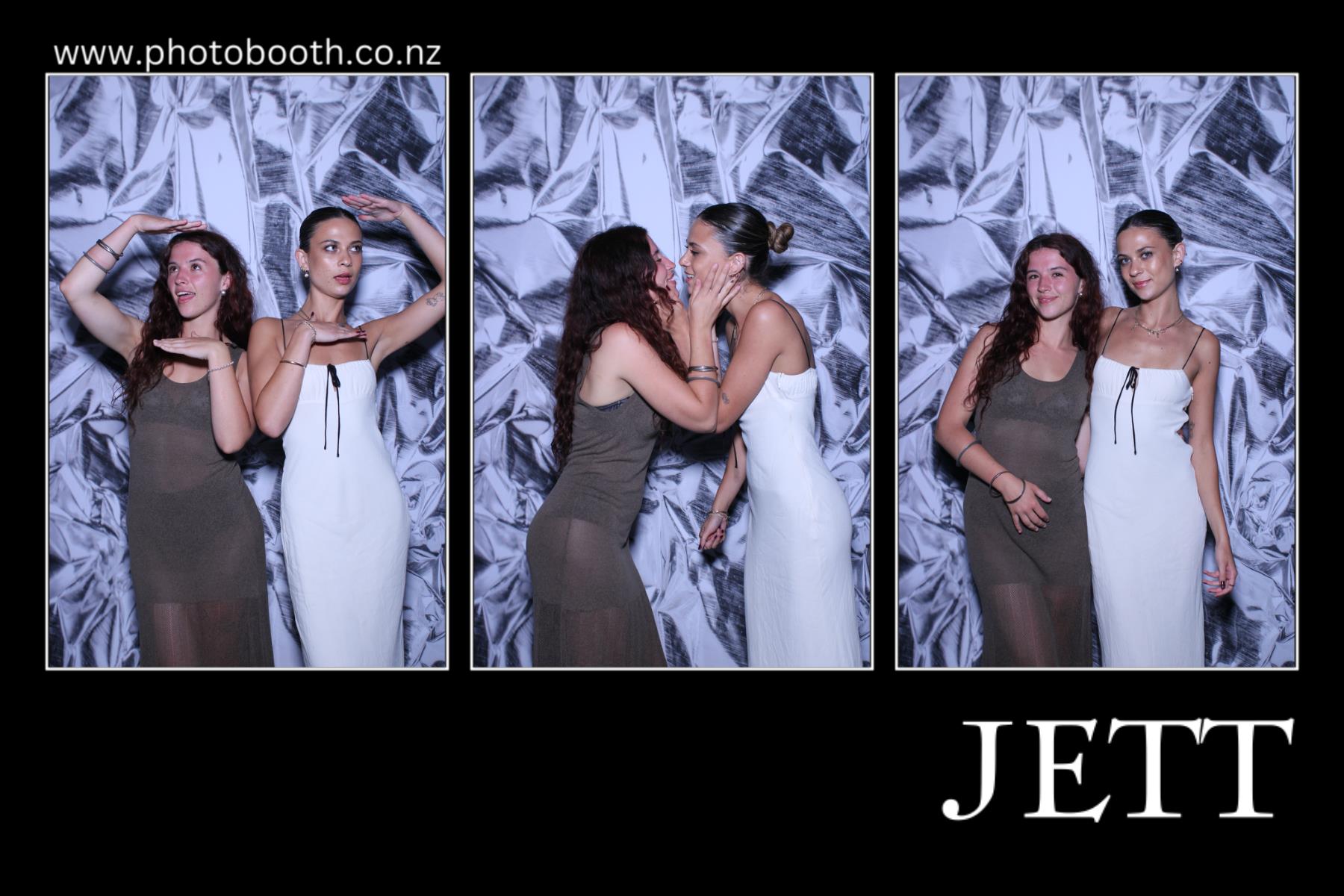 Jett's 21st | View more photos from the event at gallery.photobooth.co.nz/u/SelfieCentral/Jetts-21st