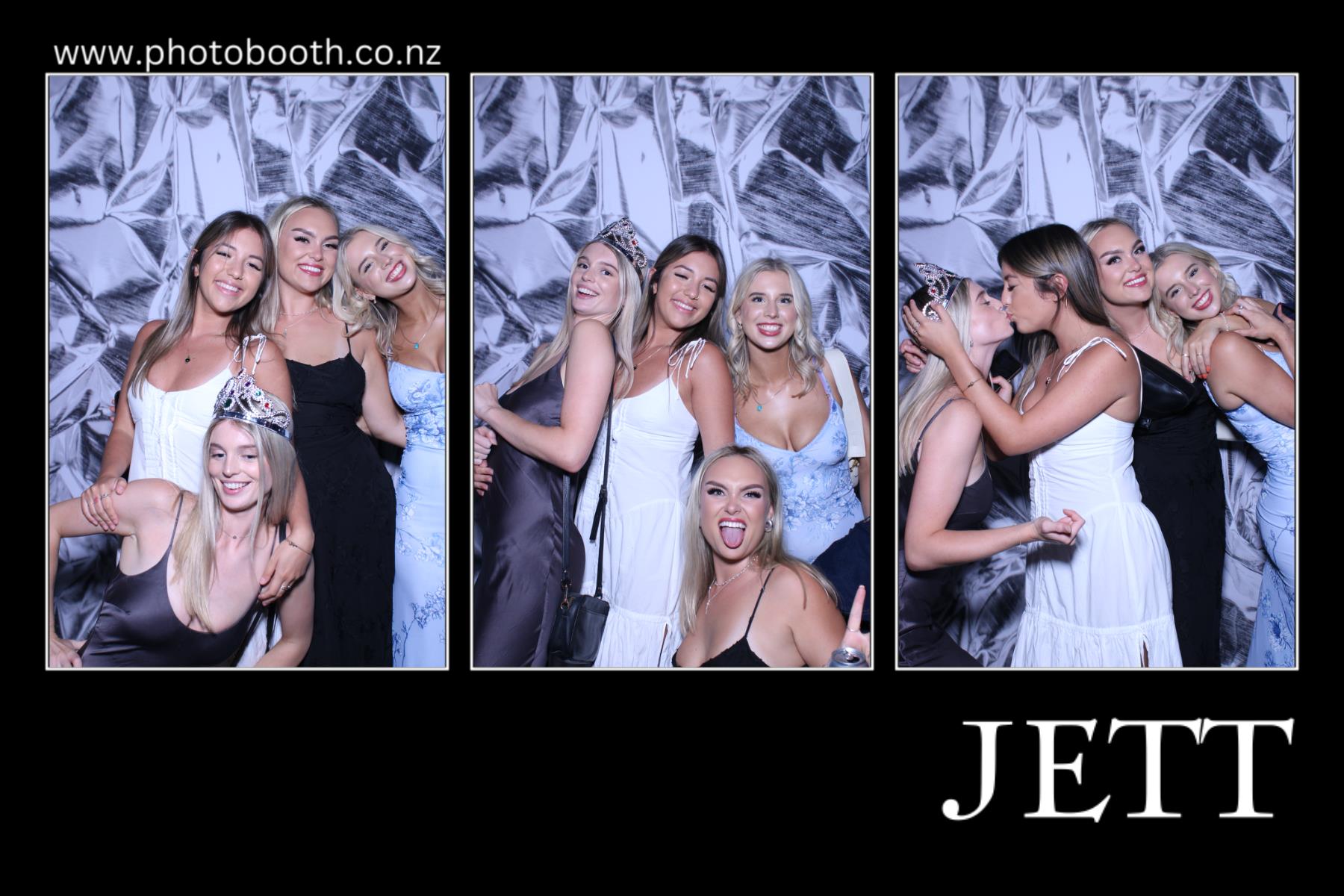 Jett's 21st | View more photos from the event at gallery.photobooth.co.nz/u/SelfieCentral/Jetts-21st