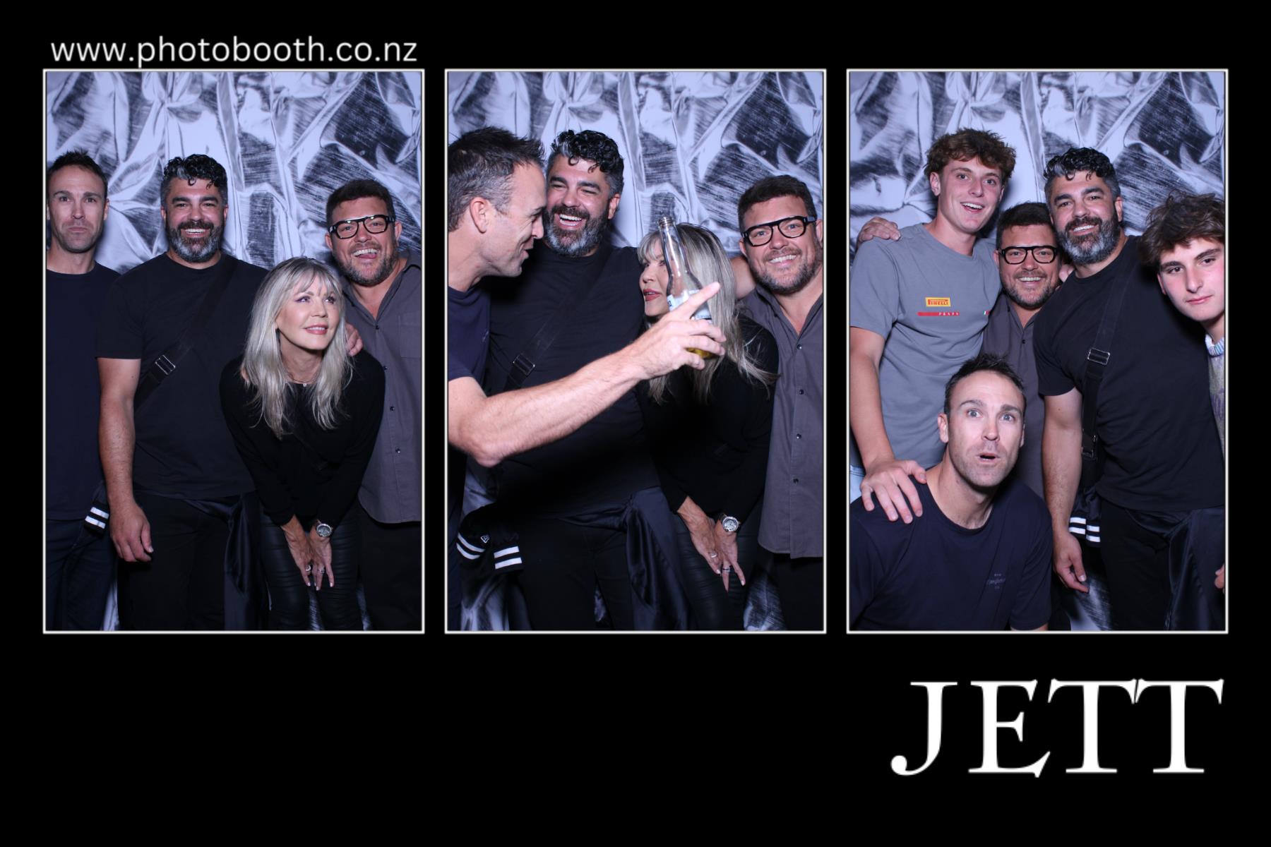 Jett's 21st | View more photos from the event at gallery.photobooth.co.nz/u/SelfieCentral/Jetts-21st