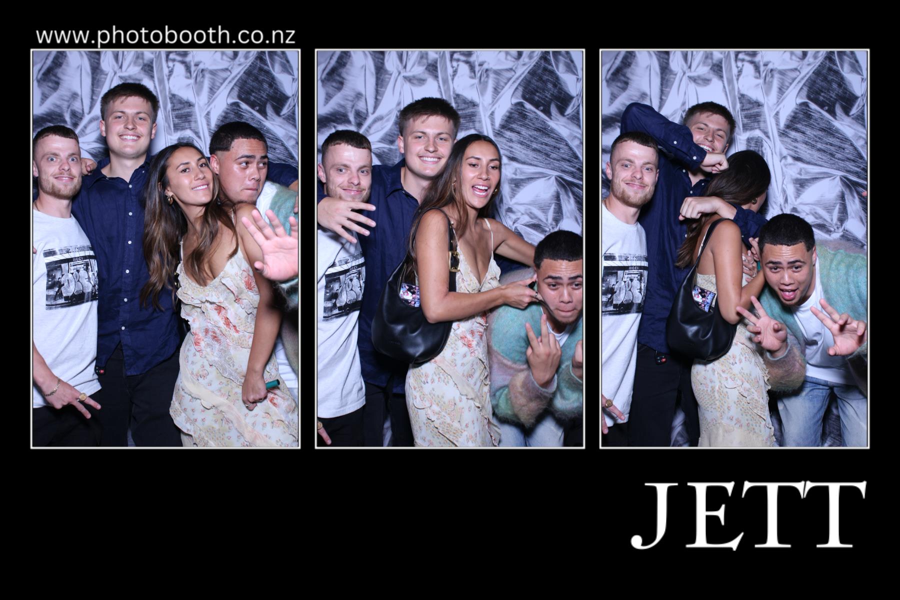 Jett's 21st | View more photos from the event at gallery.photobooth.co.nz/u/SelfieCentral/Jetts-21st