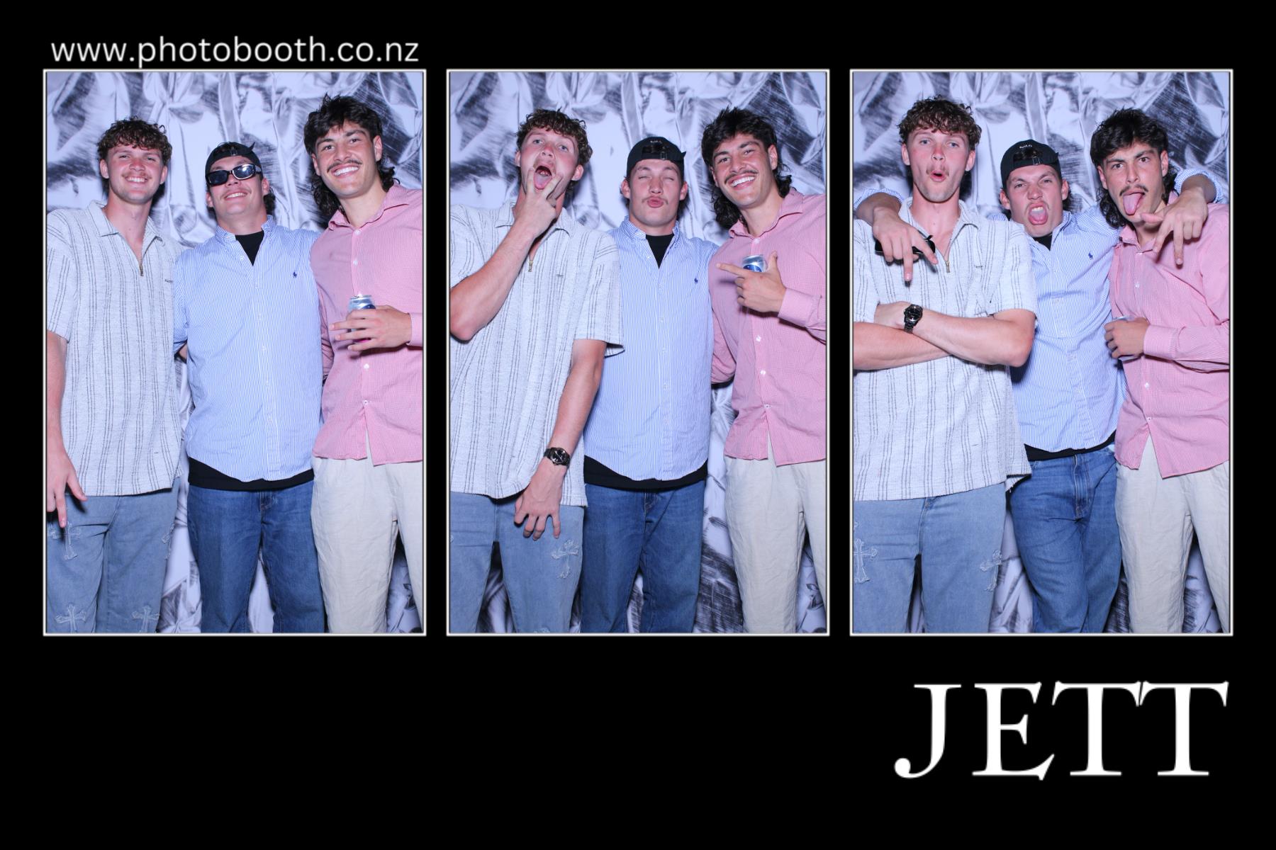 Jett's 21st | View more photos from the event at gallery.photobooth.co.nz/u/SelfieCentral/Jetts-21st