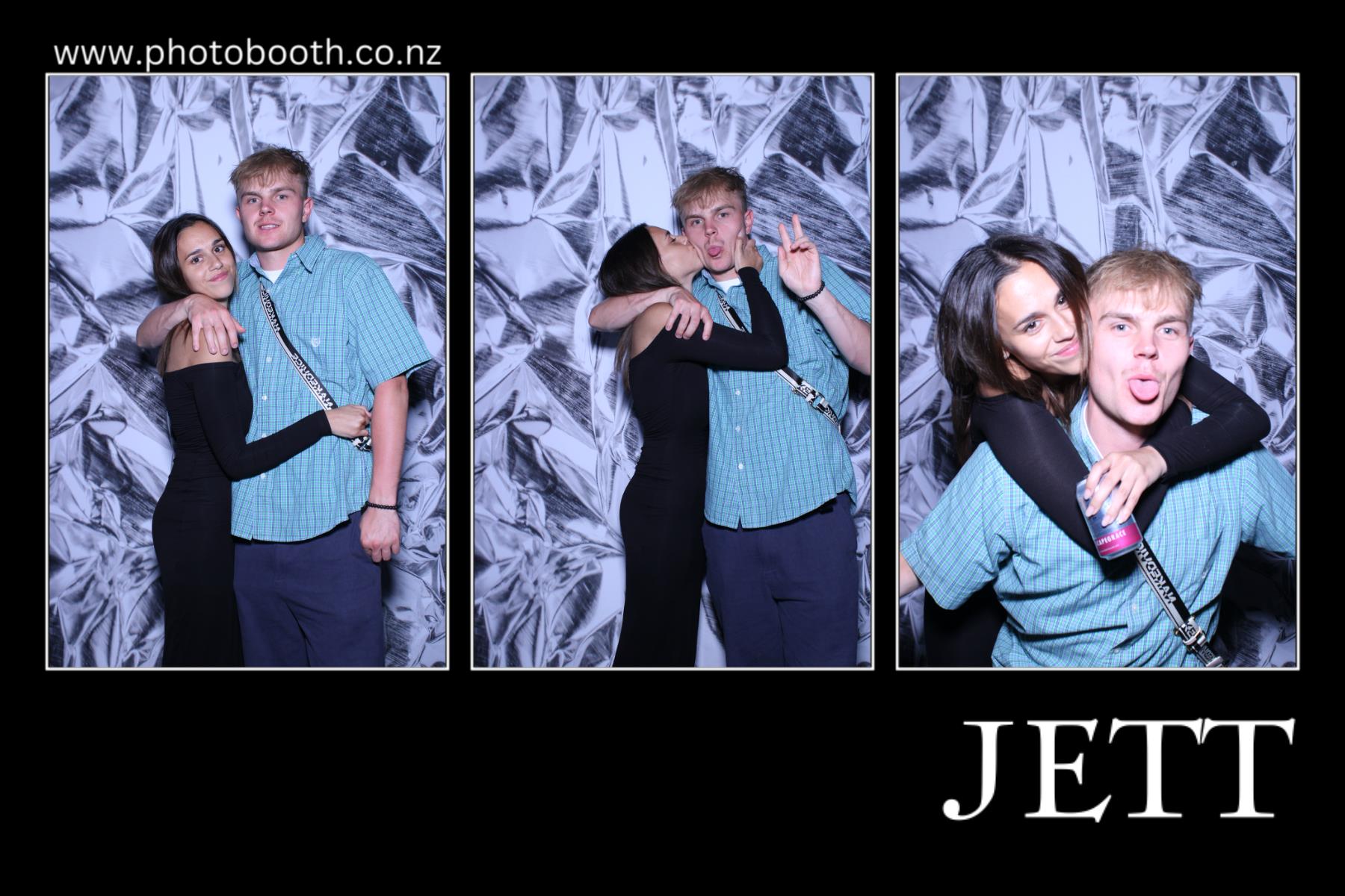 Jett's 21st | View more photos from the event at gallery.photobooth.co.nz/u/SelfieCentral/Jetts-21st