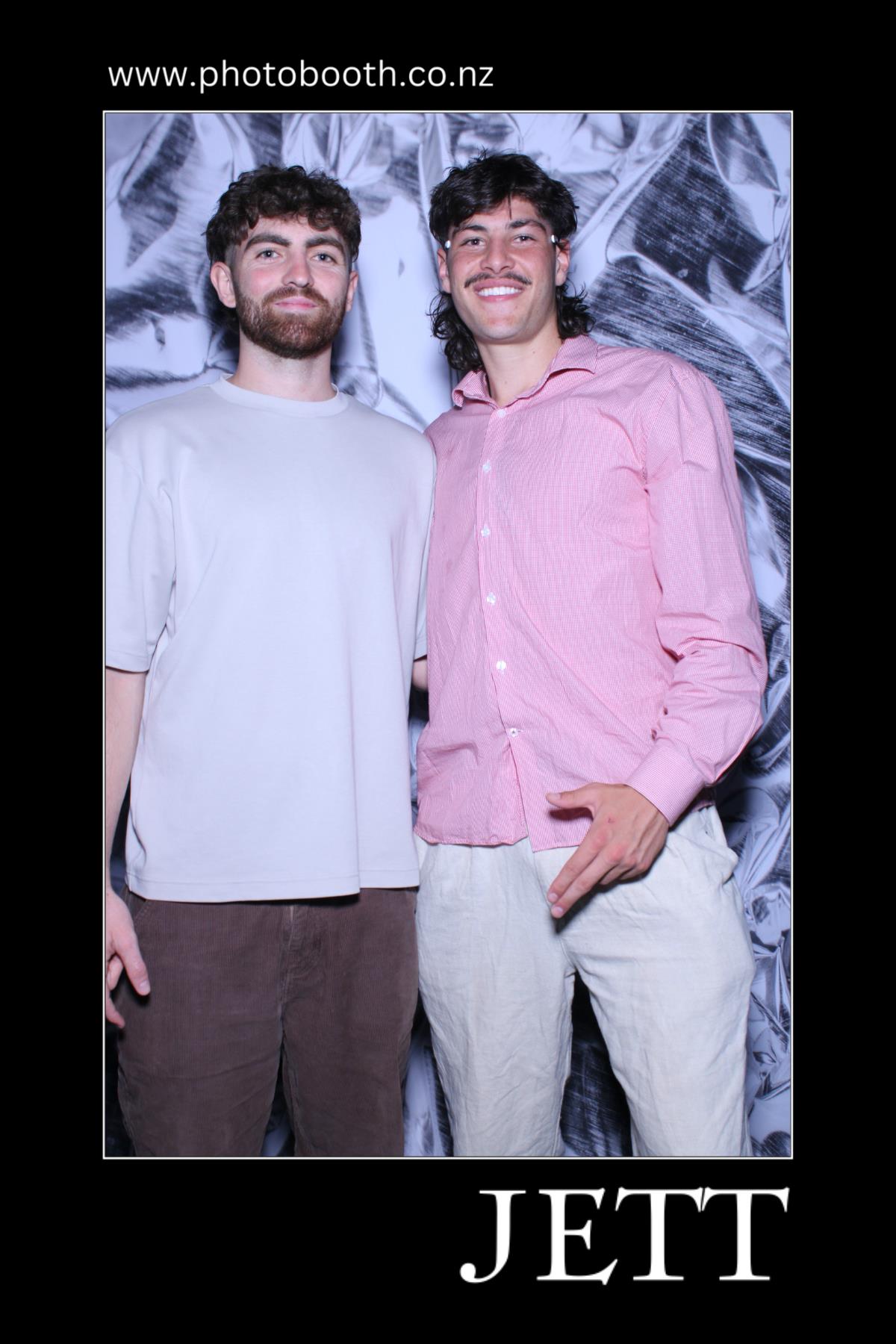 Jett's 21st | View more photos from the event at gallery.photobooth.co.nz/u/SelfieCentral/Jetts-21st