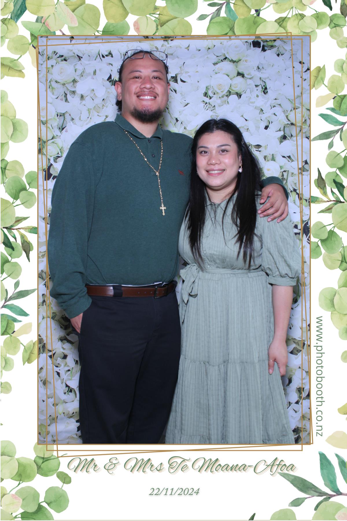 Mr & Mrs Te Moana-Afoa's Wedding | View more photos from the event at gallery.photobooth.co.nz/u/SelfieCentral/Mr-Mrs-Te-Moana-Afoas-Wedding