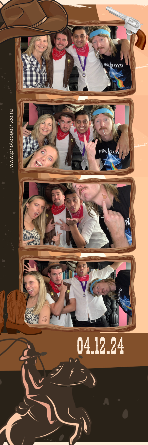 PHD Media Christmas Party | View more photos from the event at gallery.photobooth.co.nz/u/SelfieCentral/PHD-Media-Christmas-Party