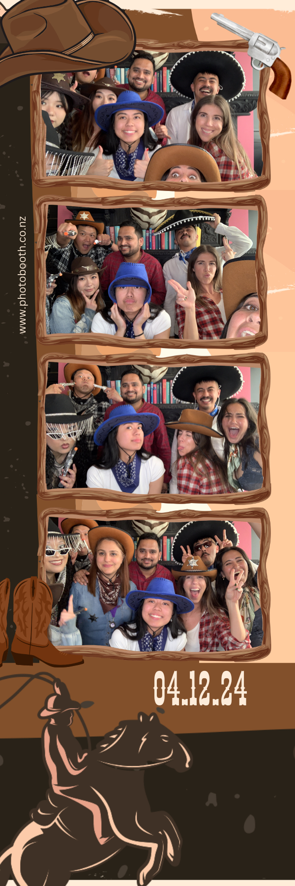 PHD Media Christmas Party | View more photos from the event at gallery.photobooth.co.nz/u/SelfieCentral/PHD-Media-Christmas-Party
