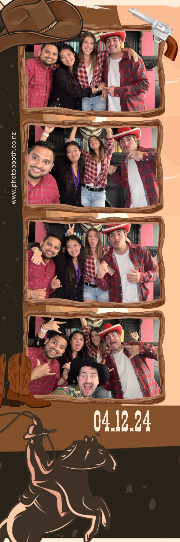 PHD Media Christmas Party | View more photos from the event at gallery.photobooth.co.nz/u/SelfieCentral/PHD-Media-Christmas-Party