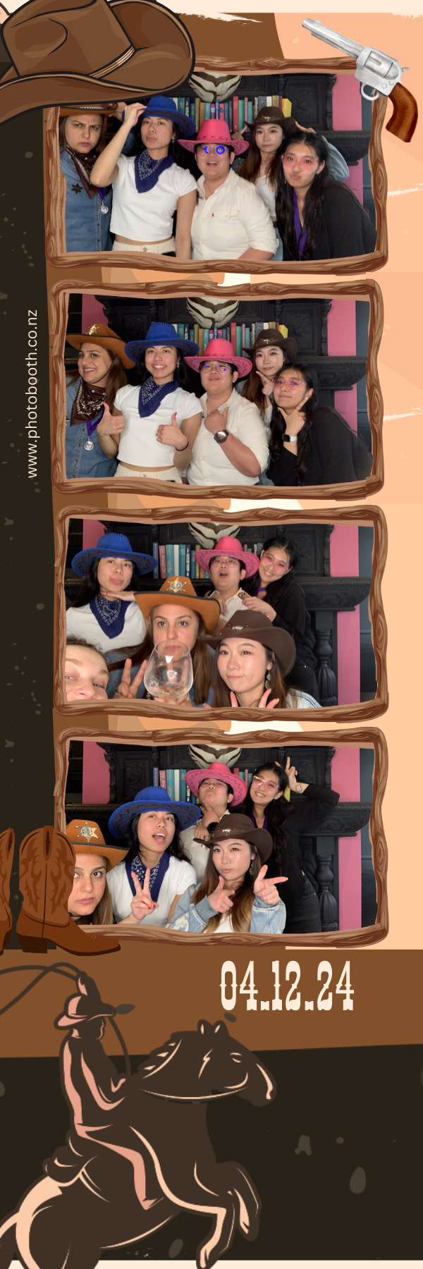 PHD Media Christmas Party | View more photos from the event at gallery.photobooth.co.nz/u/SelfieCentral/PHD-Media-Christmas-Party