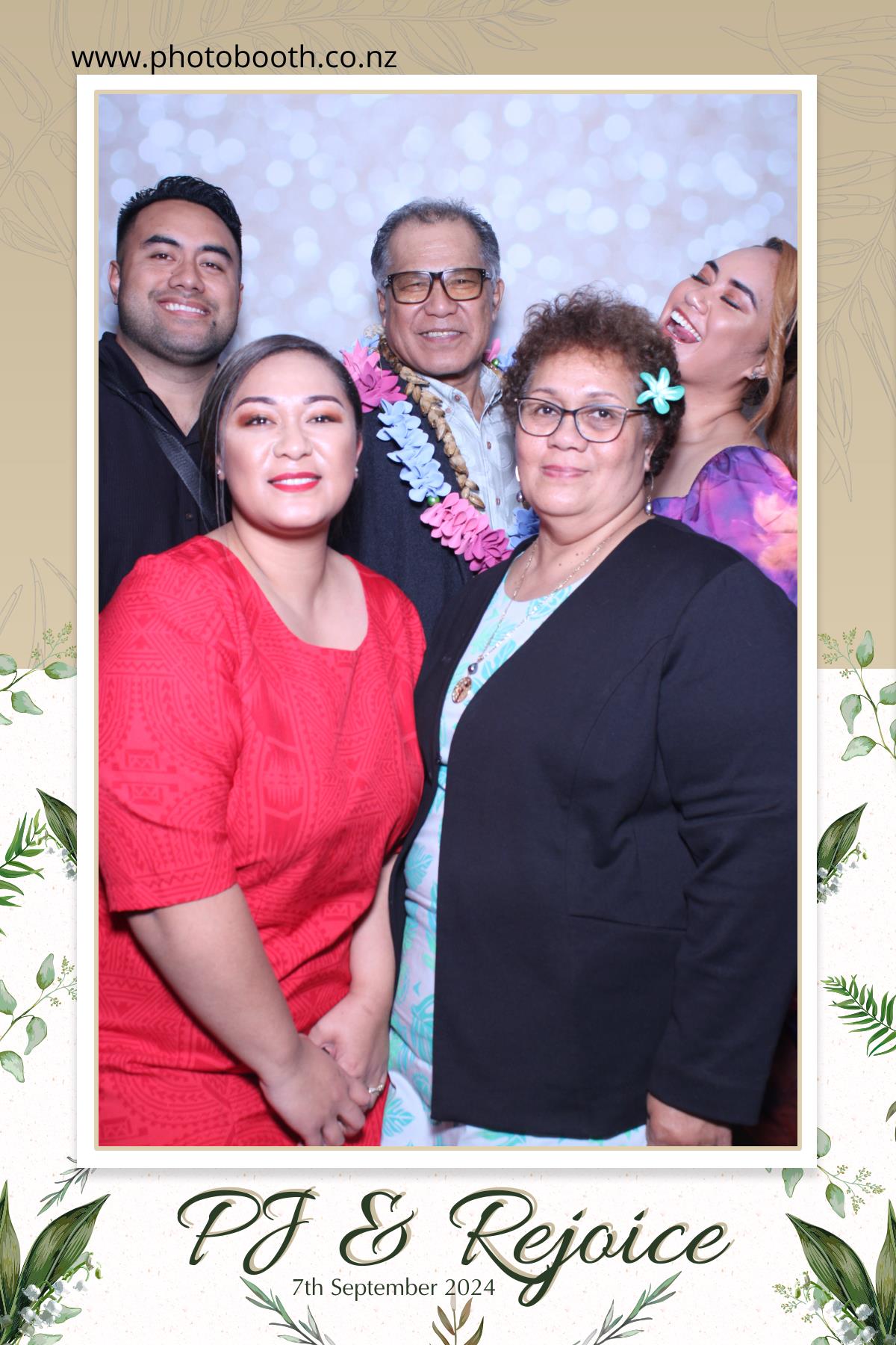 PJ & Rejoice's Wedding | View more photos from the event at gallery.photobooth.co.nz/u/SelfieCentral/PJ-Rejoices-Wedding