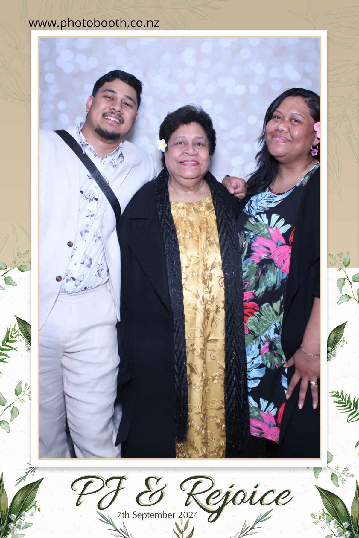 PJ & Rejoice's Wedding | View more photos from the event at gallery.photobooth.co.nz/u/SelfieCentral/PJ-Rejoices-Wedding