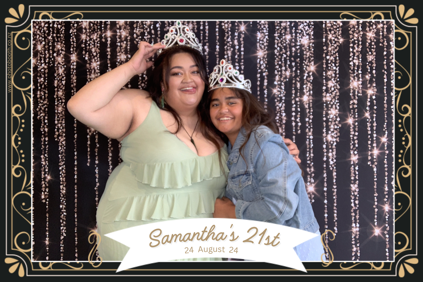 Samantha's 21st | View more photos from the event at gallery.photobooth.co.nz/u/SelfieCentral/Samanthas-21st-0