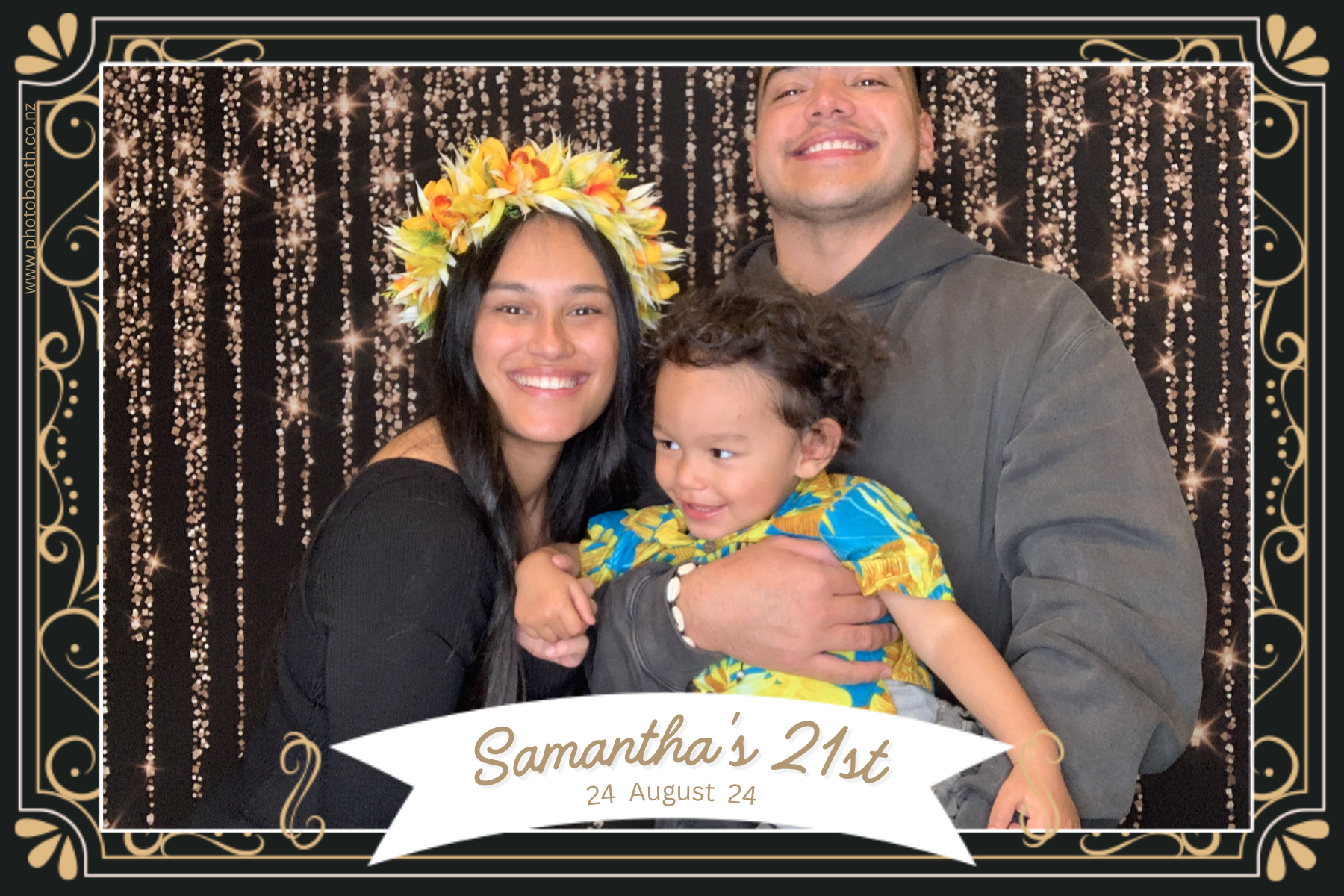 Samantha's 21st | View more photos from the event at gallery.photobooth.co.nz/u/SelfieCentral/Samanthas-21st-0