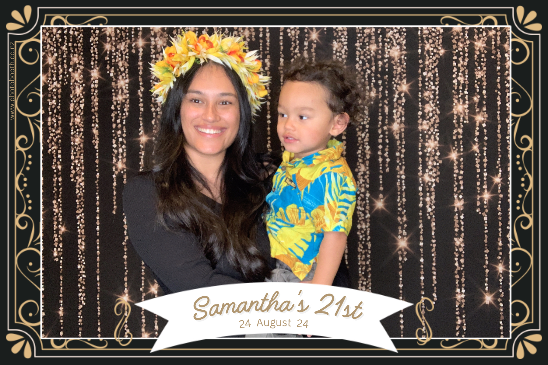 Samantha's 21st | View more photos from the event at gallery.photobooth.co.nz/u/SelfieCentral/Samanthas-21st-0
