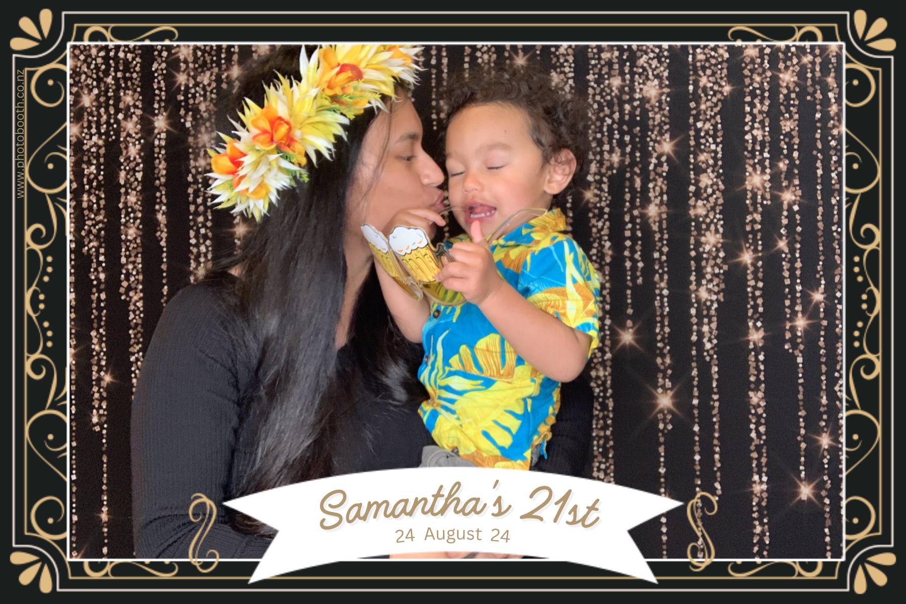 Samantha's 21st | View more photos from the event at gallery.photobooth.co.nz/u/SelfieCentral/Samanthas-21st-0