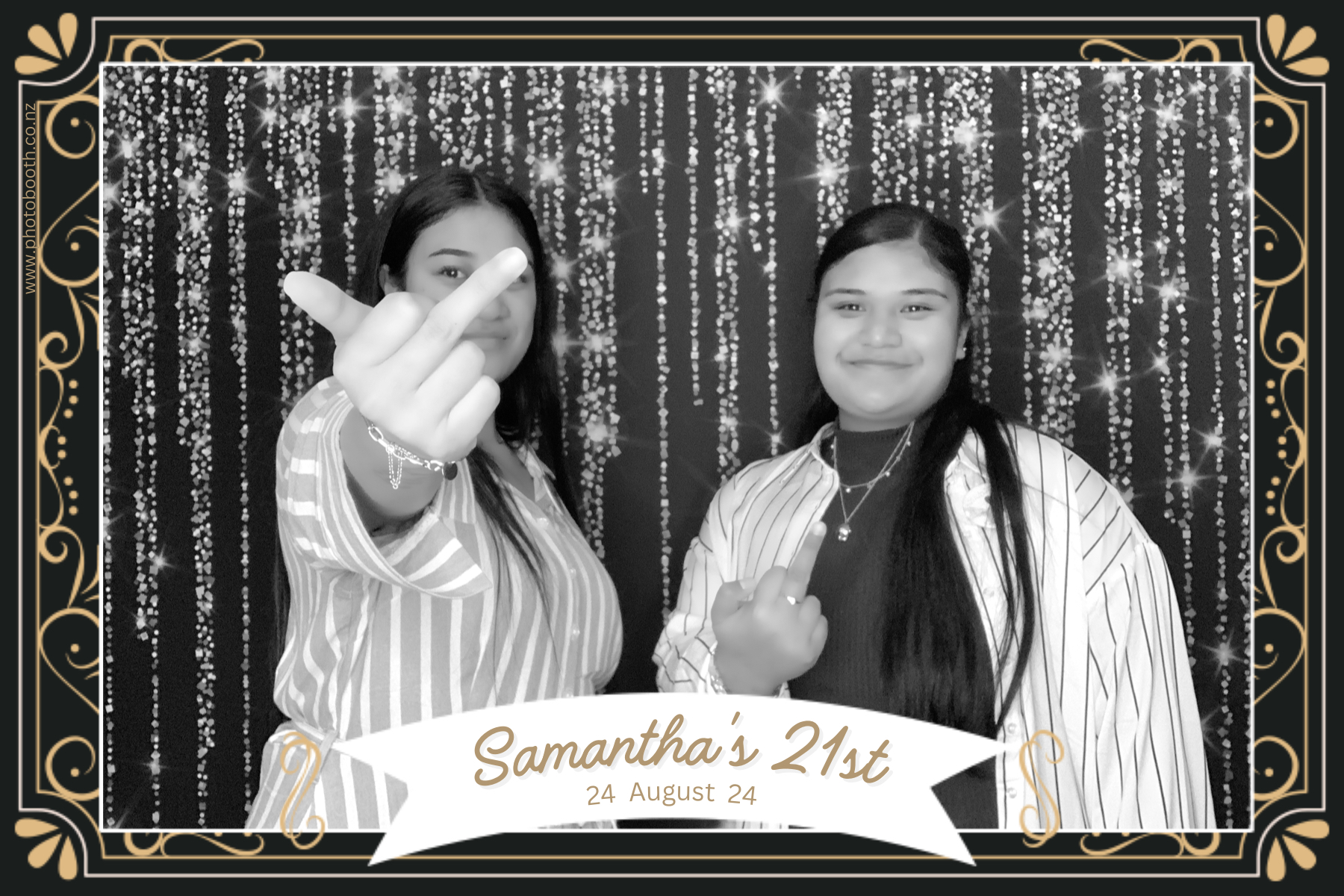 Samantha's 21st | View more photos from the event at gallery.photobooth.co.nz/u/SelfieCentral/Samanthas-21st-0