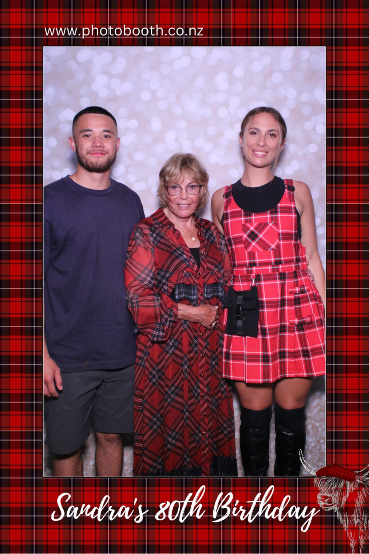 Sandra's 80th Birthday | View more photos from the event at gallery.photobooth.co.nz/u/SelfieCentral/Sandras-80th-Birthday