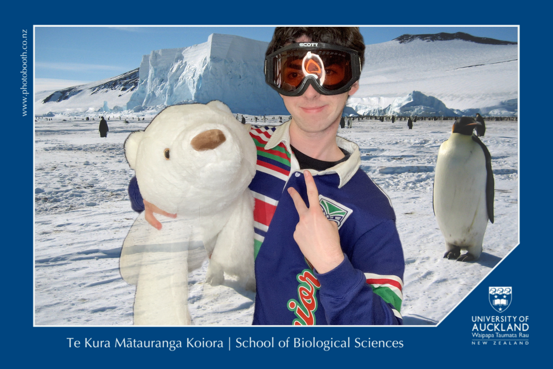 School of Biological Science Open Day | View more photos from the event at gallery.photobooth.co.nz/u/SelfieCentral/School-of-Biological-Science-Open-Day