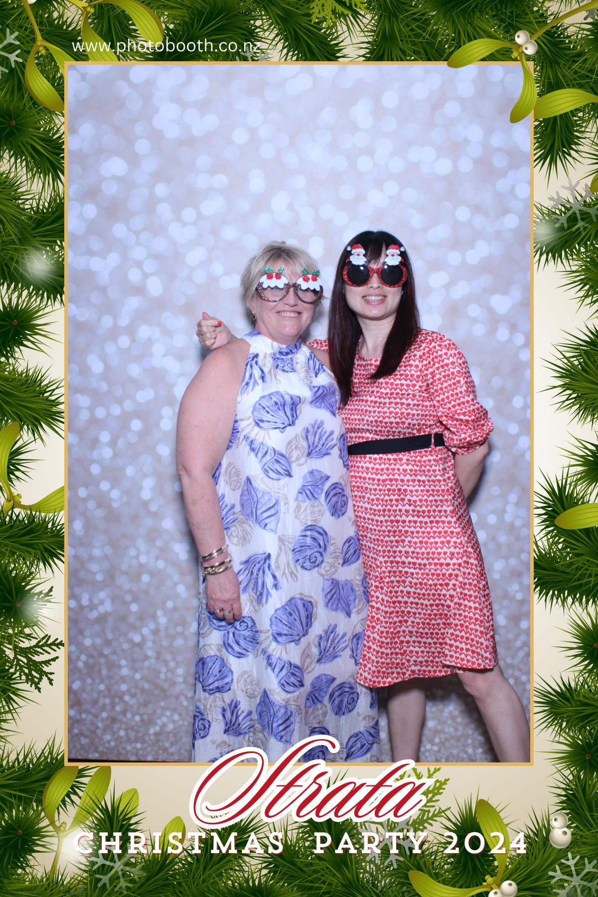 Strata Christmas Party | View more photos from the event at gallery.photobooth.co.nz/u/SelfieCentral/Strata-Christmas-Party