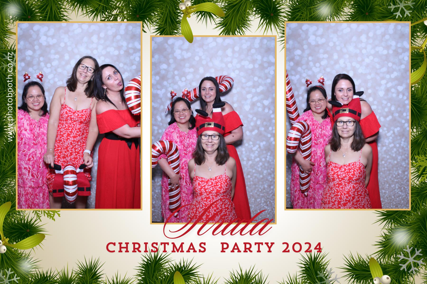 Strata Christmas Party | View more photos from the event at gallery.photobooth.co.nz/u/SelfieCentral/Strata-Christmas-Party